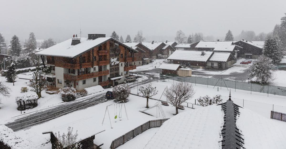 L'établissement Chalet-Hôtel Neige et Roc, The Originals Relais en hiver