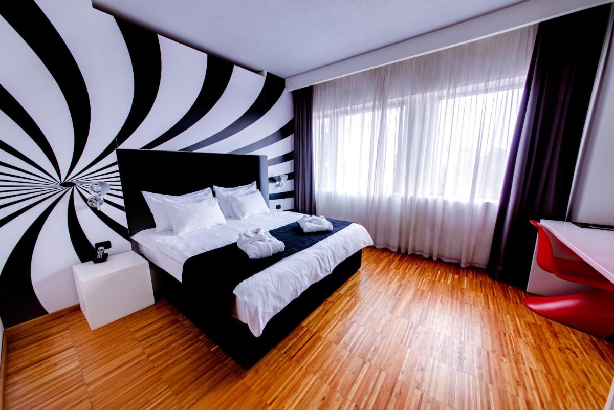 Sarroglia Hotel - Housity