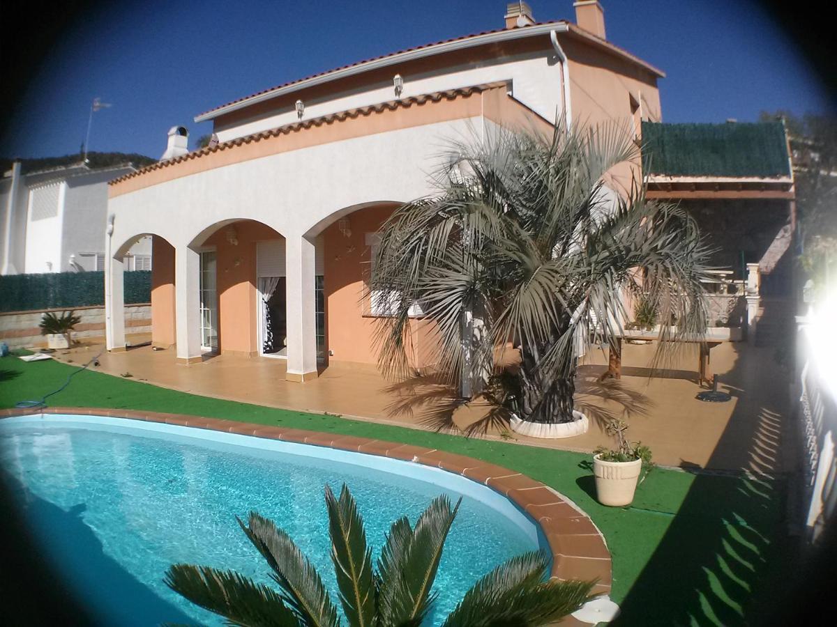 Villa Costa. - Housity
