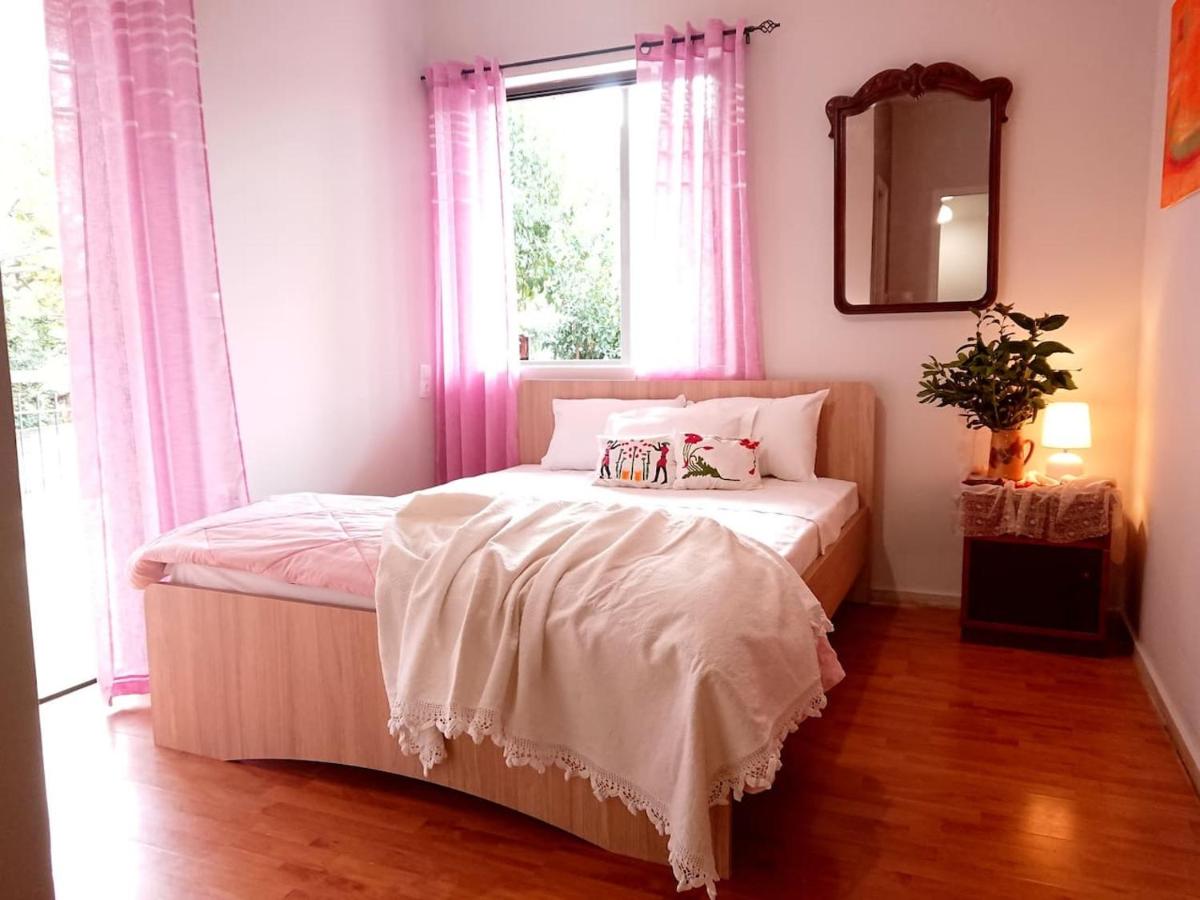 Suitetrails - patra's sea front apartment