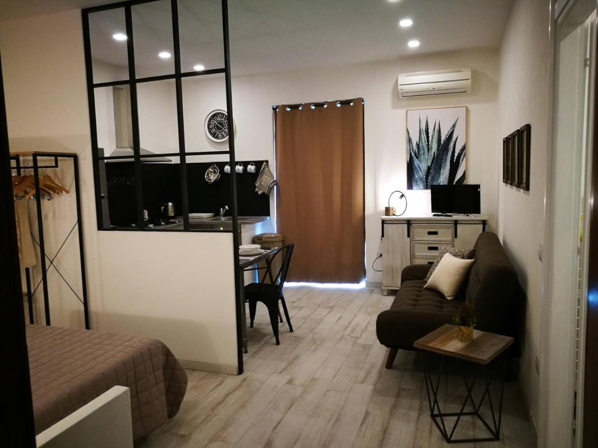 Amelia Apts & Rooms - Housity