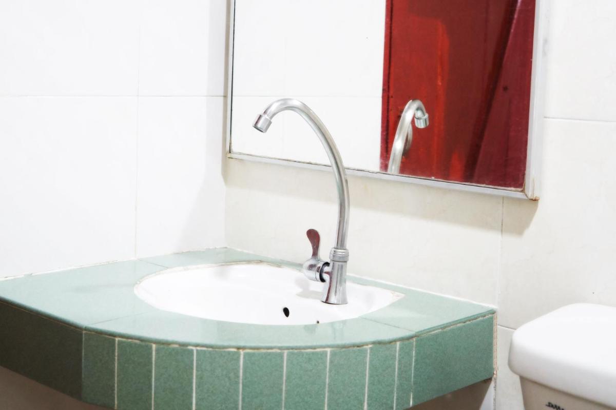 Plaza Inn - Housity