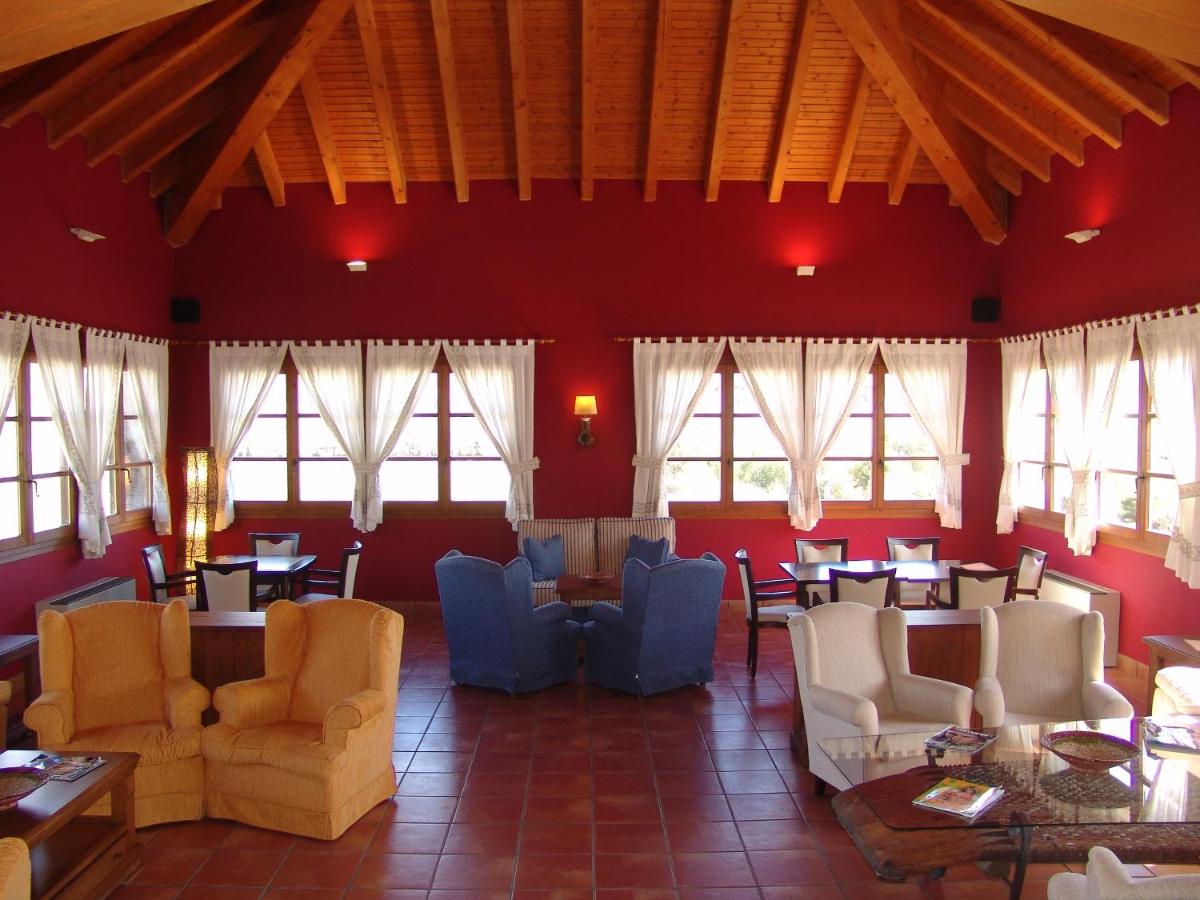 Zona de estar de Hotel & SPA Peña Montañesa