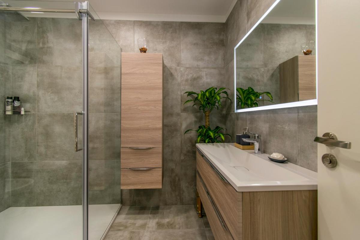 Apartments Elza - Housity