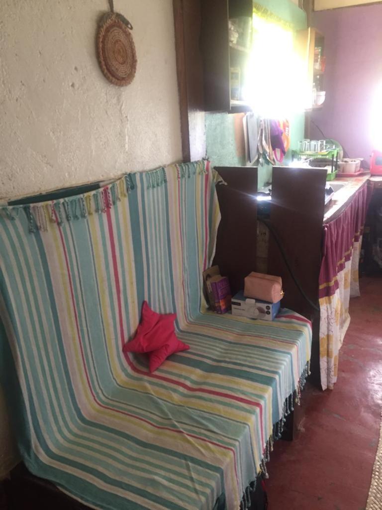 Private room Isla Bonita House - Housity