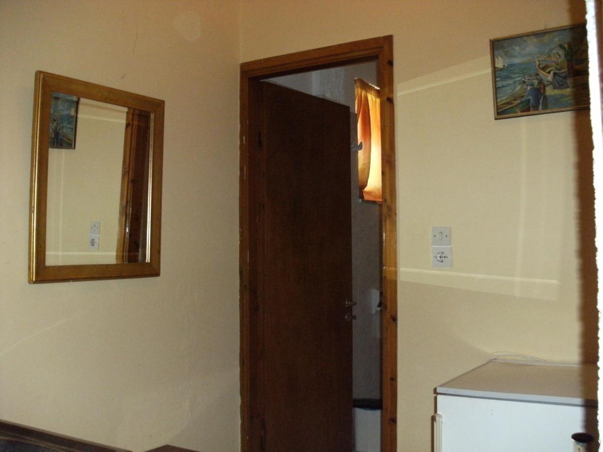 Katerina Hotel - Housity