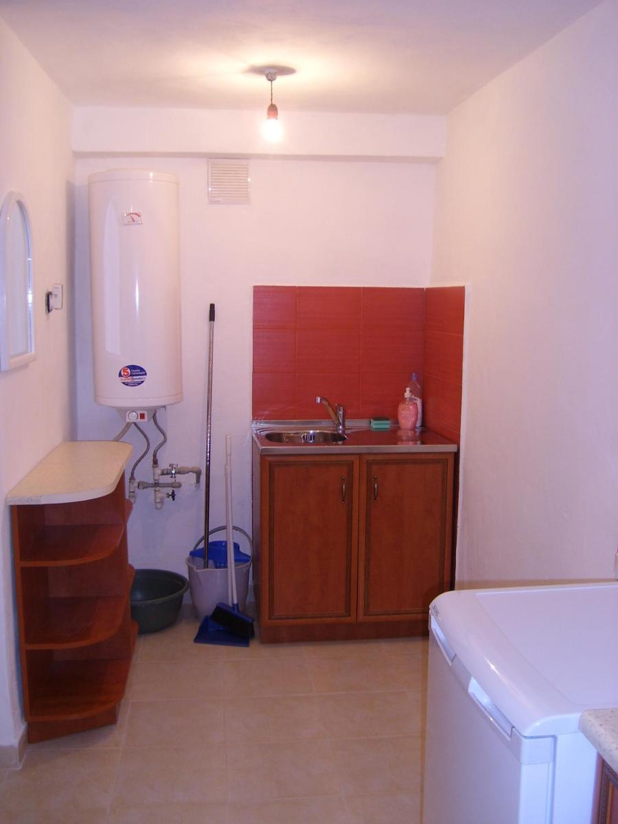 Plamena guest house kardzhali - Housity