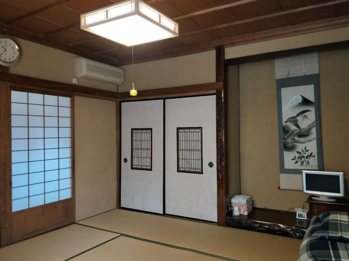 Izu Hokkawa Seaside Guesthouse 伊豆北川の家 - Housity
