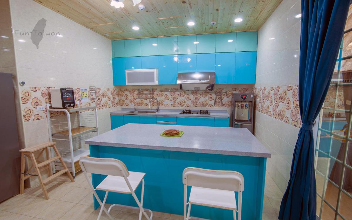 Holby No.8 Elevator Homestay - Housity