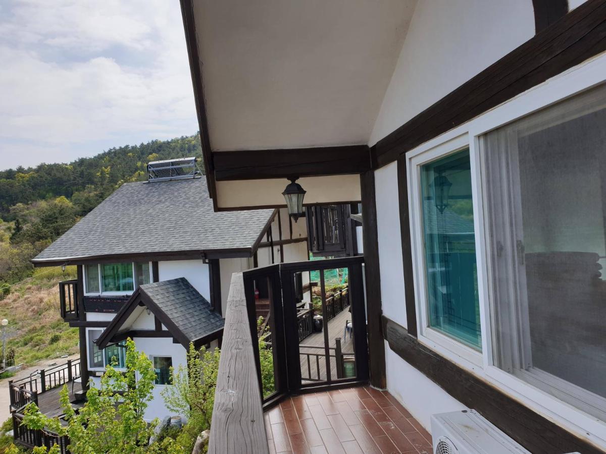 Tongyeong Yehyang Pension - Housity
