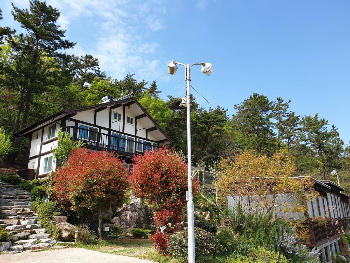 Tongyeong Yehyang Pension - Housity