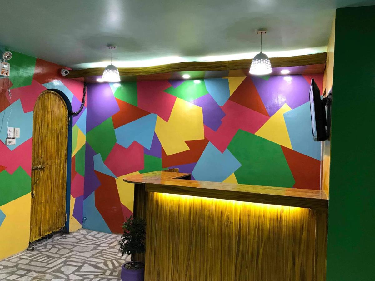 Front Beach Hotel & Resort - Housity
