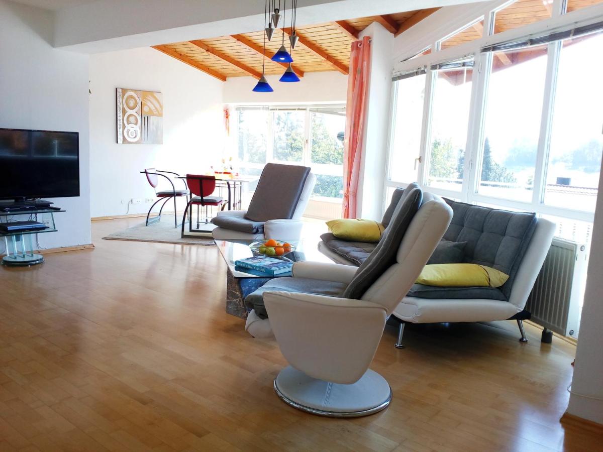 Sonnenoase am Dachsberg zwischen München, Tegernsee, Chiemsee, Messe München - Housity