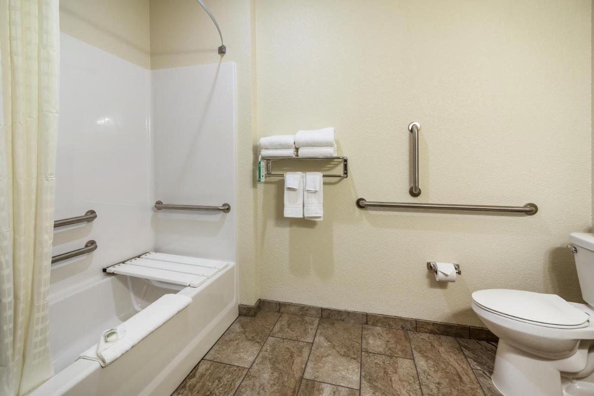 Cobblestone Inn & Suites - Soda Springs - Housity