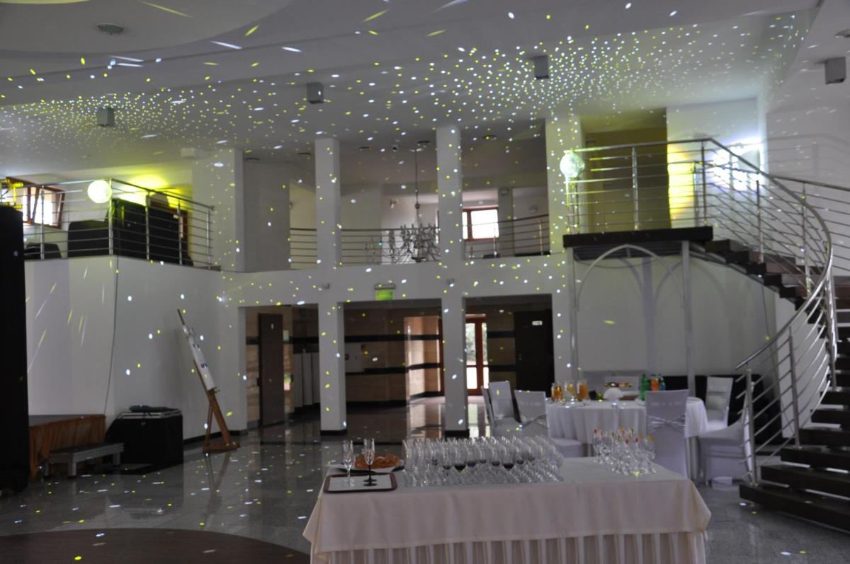 Hotel DYMINY - Housity