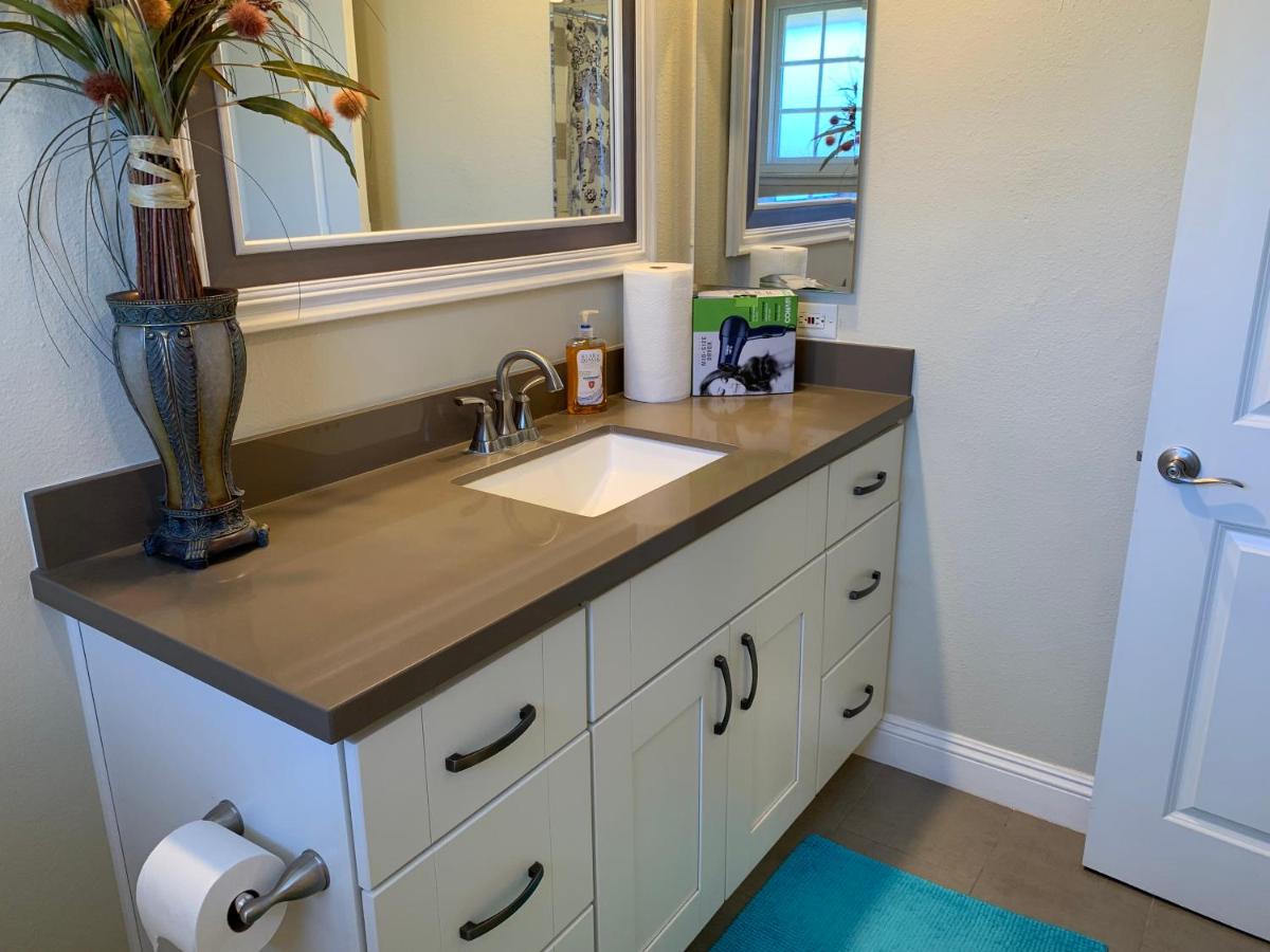 Lovely Room in Private House near Disneyland - Housity