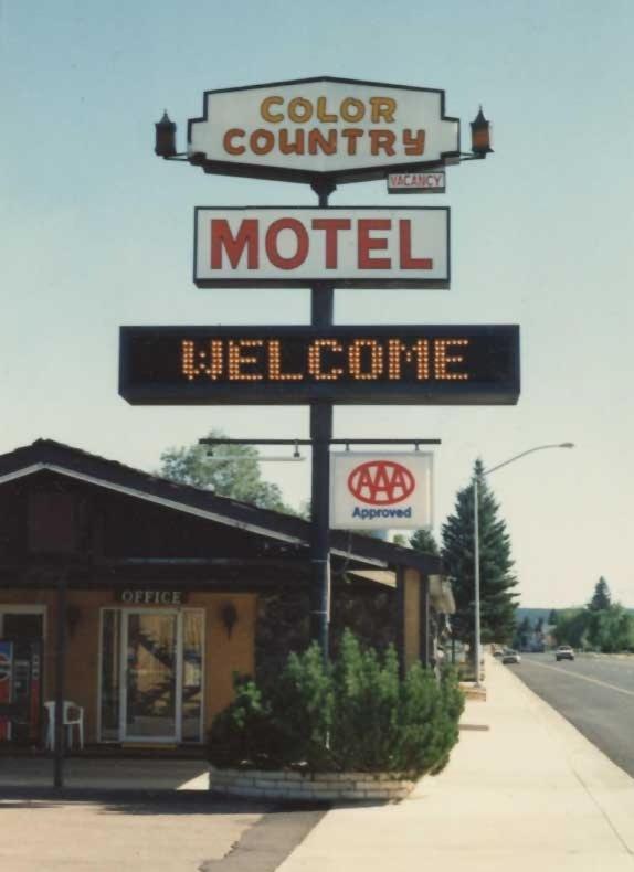 Color Country Motel - Housity