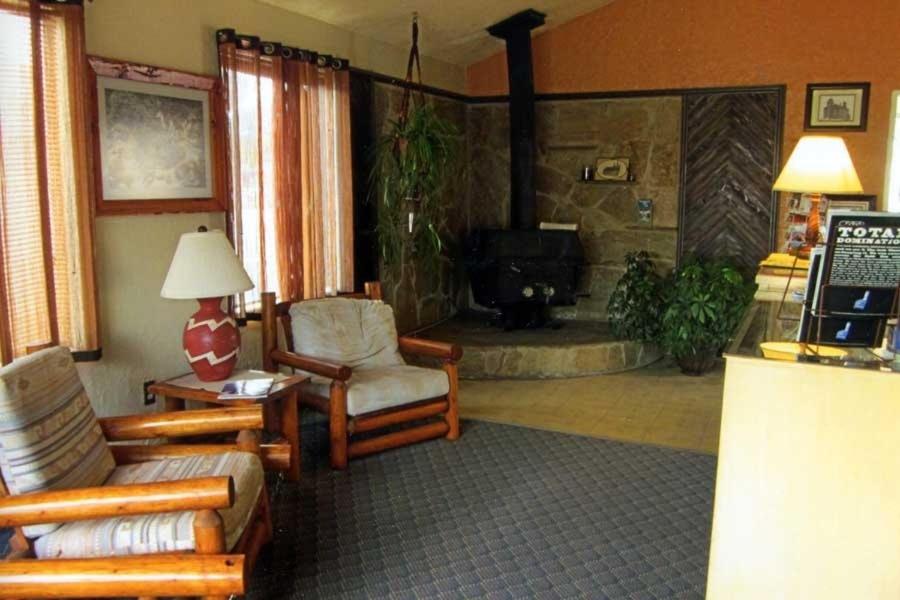 Color Country Motel - Housity