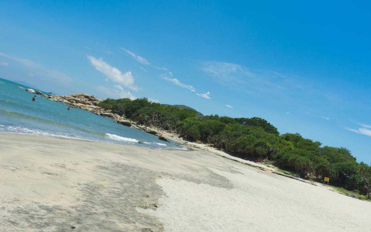 The Cove Hostel - Tong Fuk Sea Lion - Housity