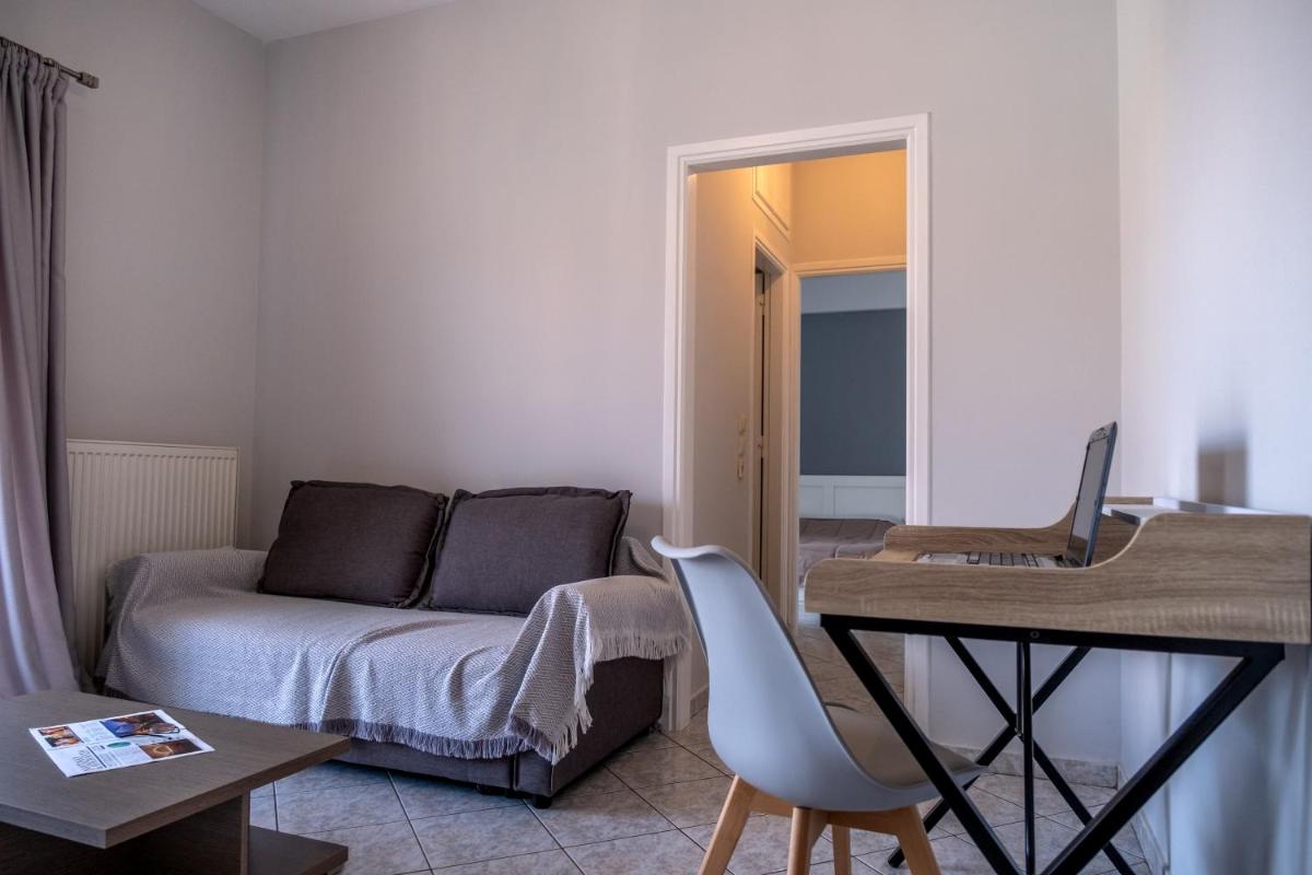 Nafplio view central str. - Housity