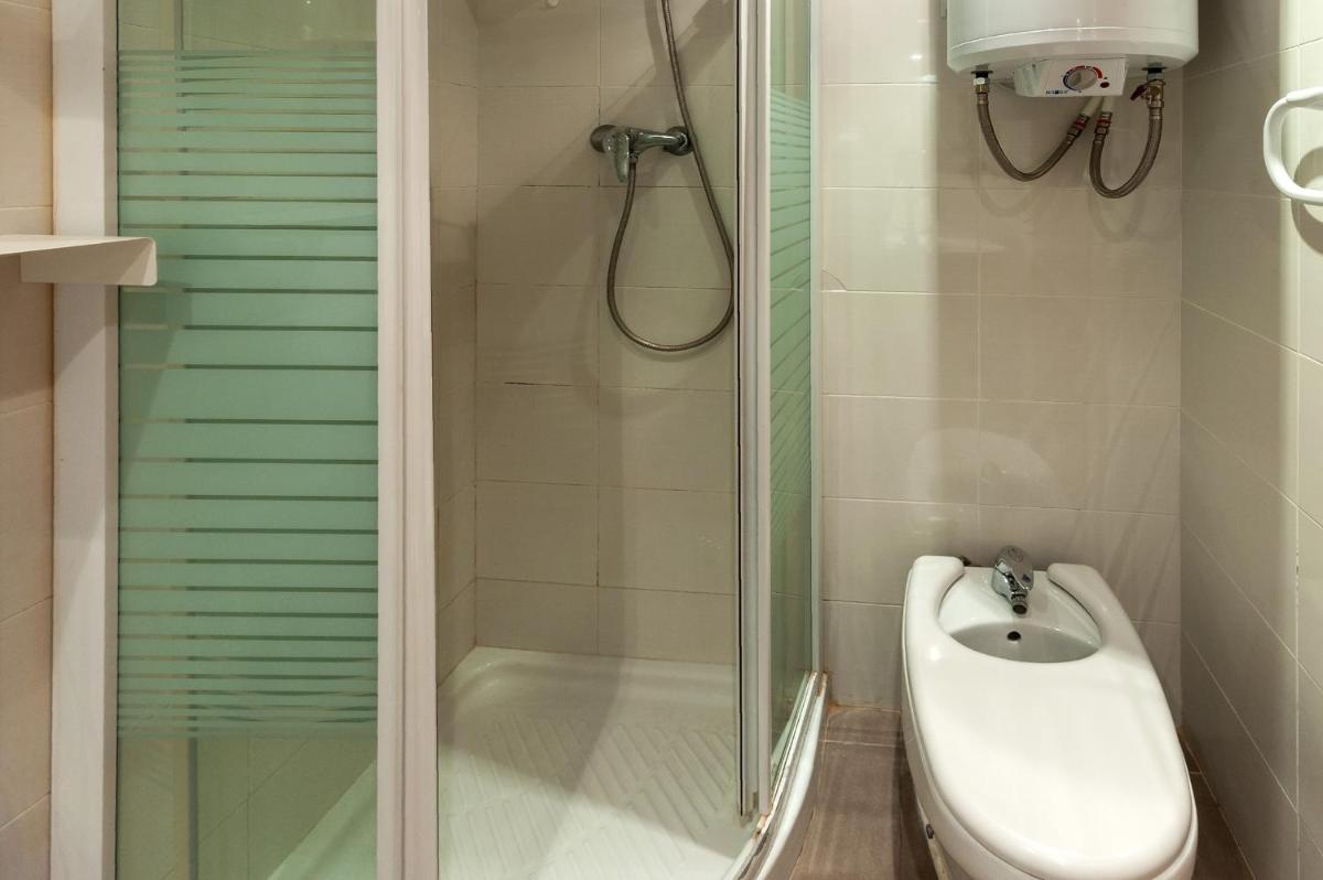 Premium 17 - Housity
