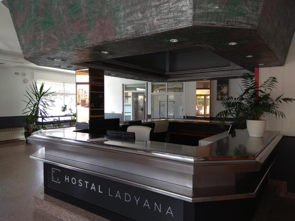 Hostal Lady Ana María - Housity