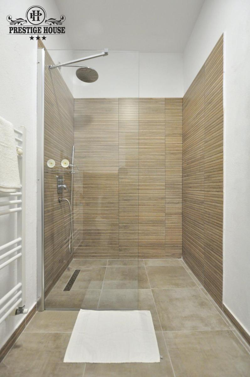 Pensiunea Prestige House - Housity