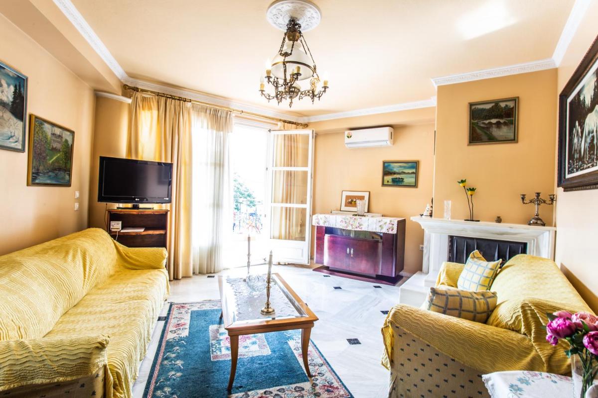 Apartment in Kalamaria - Housity