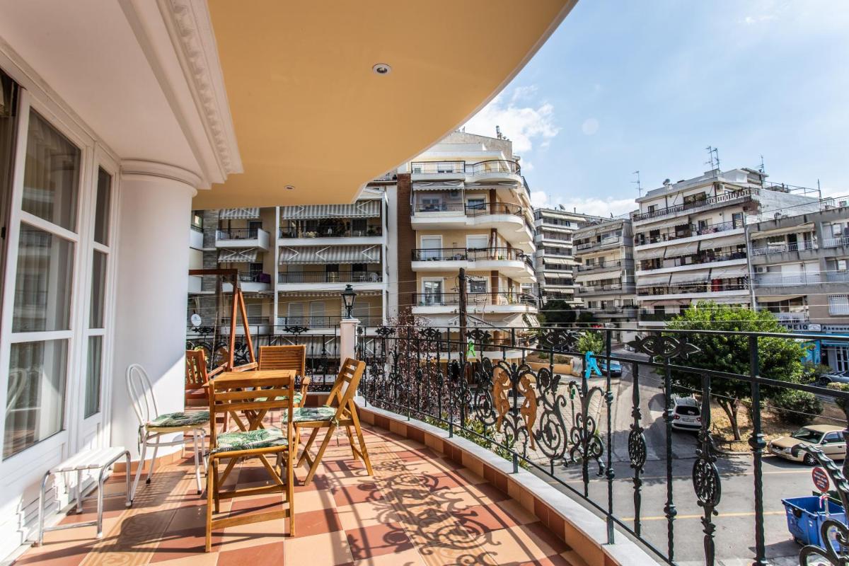 Apartment in Kalamaria - Housity