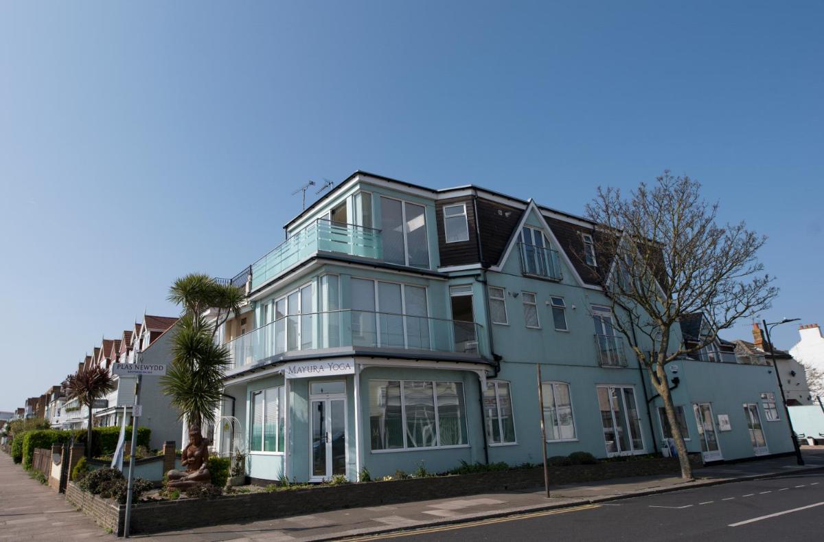 The Estuary View - Housity