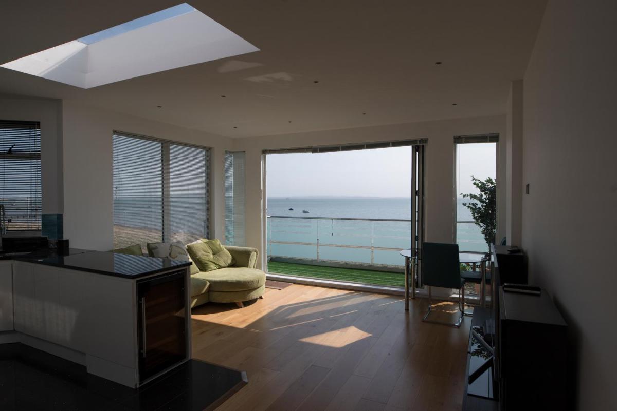 The Estuary View - Housity