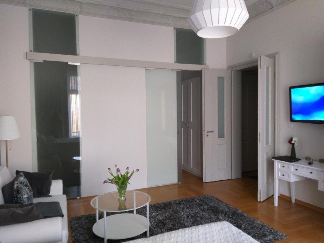 Apartment MUSIKVIERTEL - Hizvo