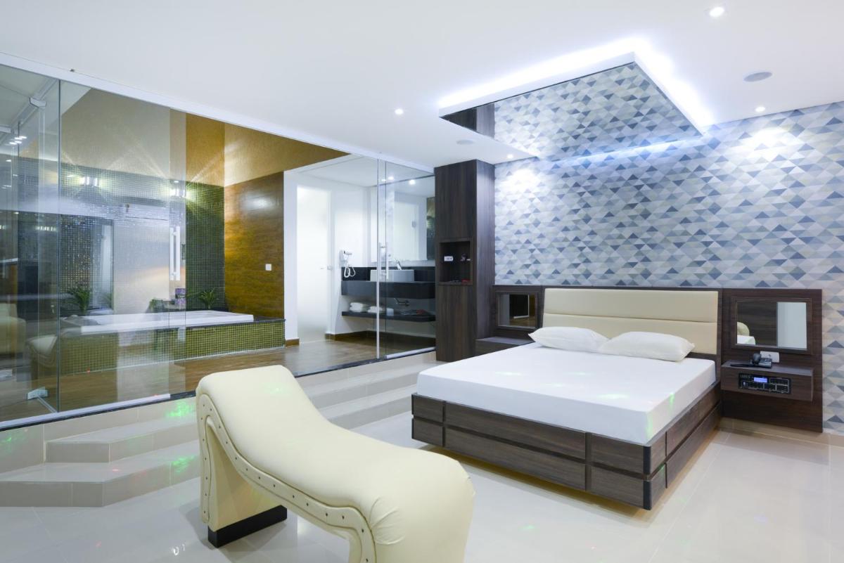 Luzes Motel - Housity