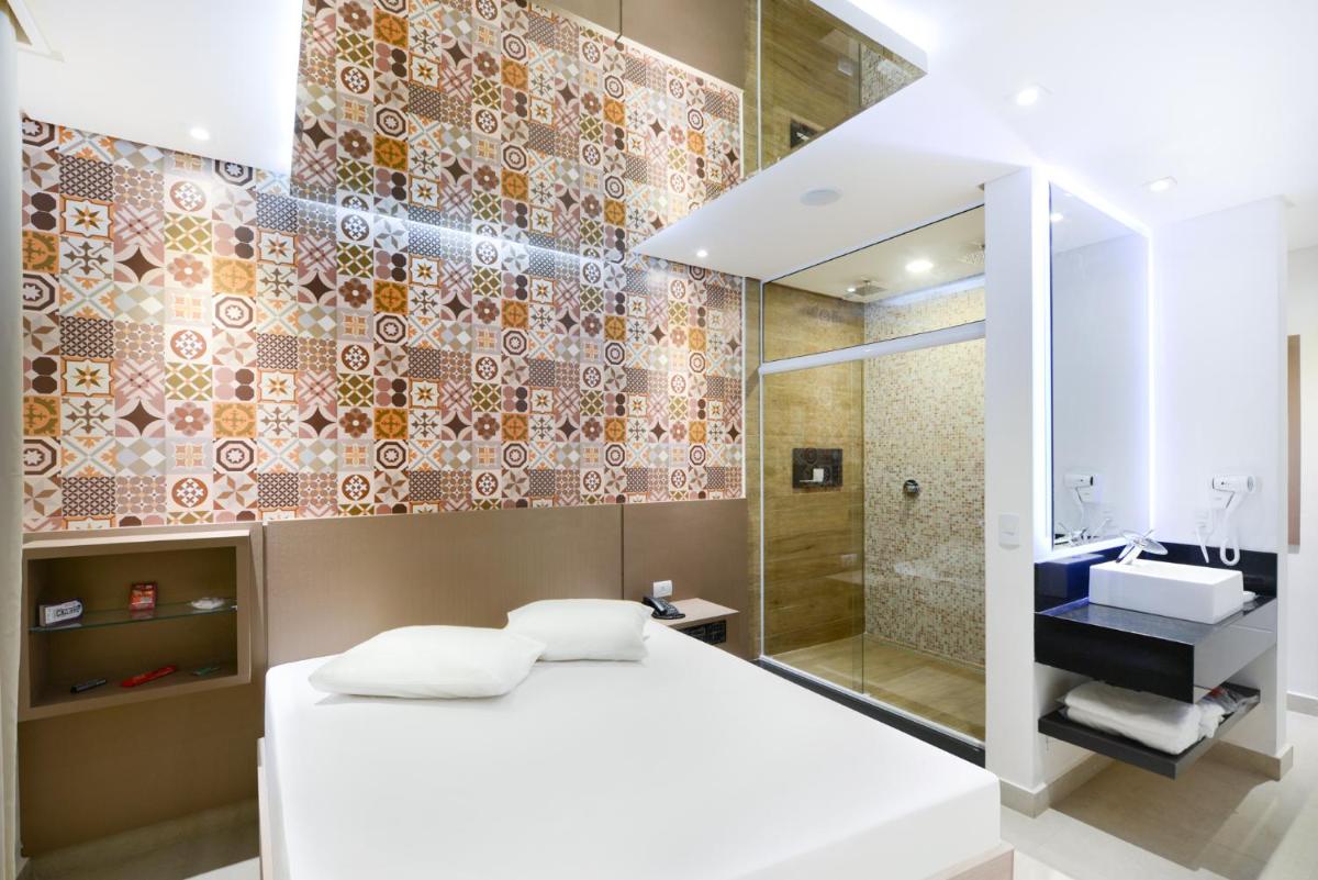 Luzes Motel - Housity