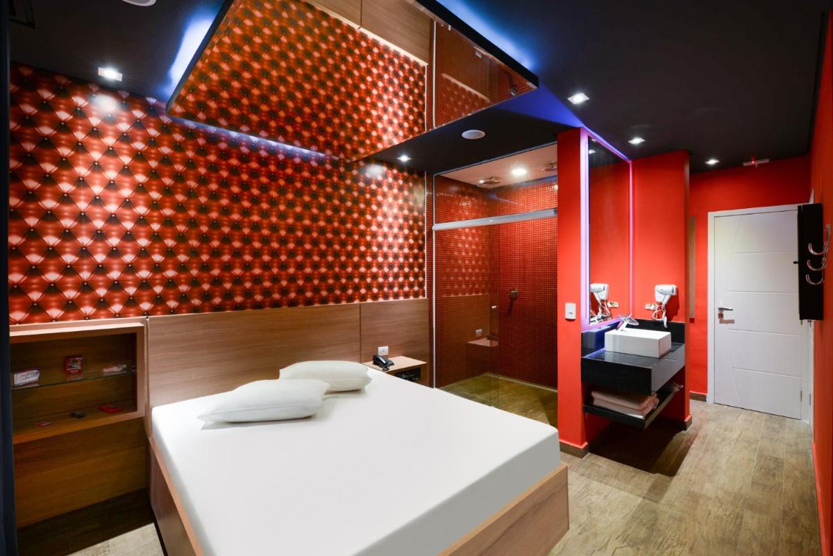 Luzes Motel - Housity