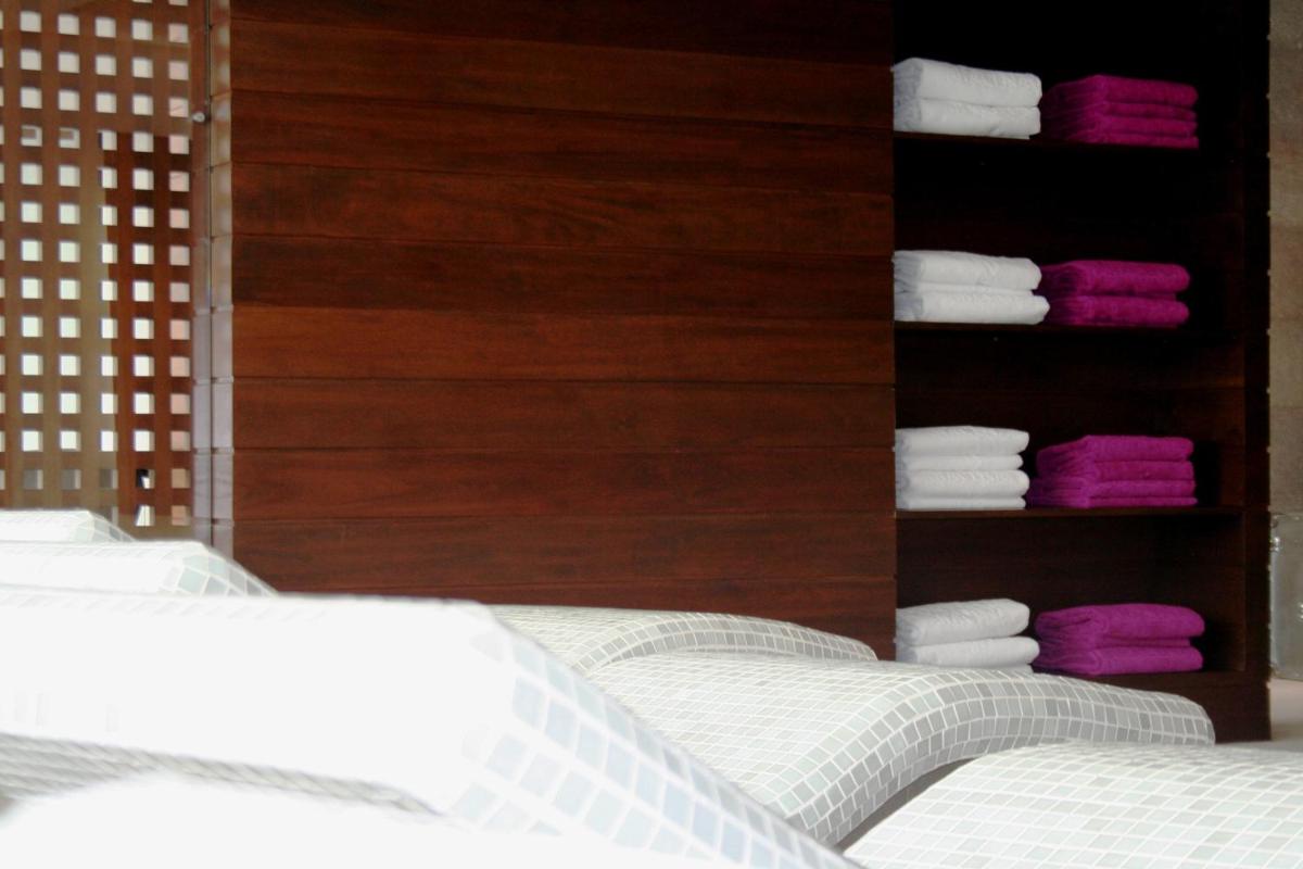 Cama o camas de una habitación en Hotel Convento Aracena & SPA