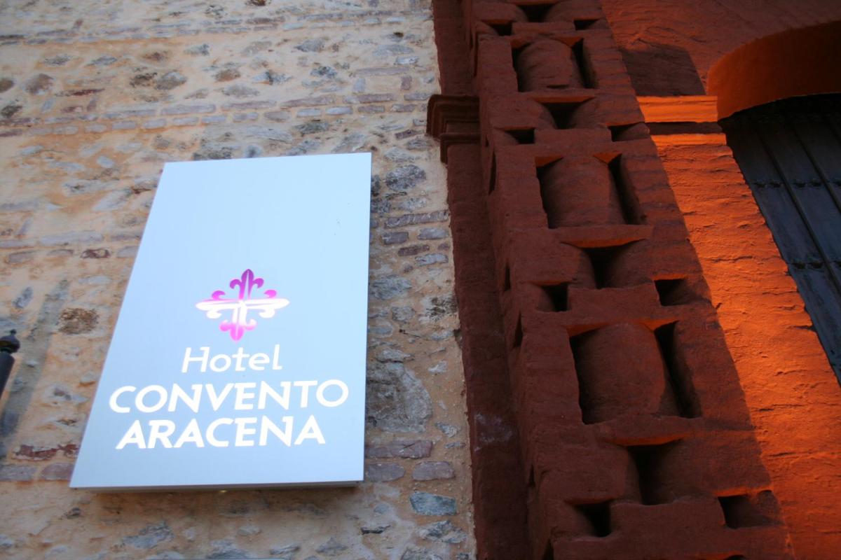 Certificado, premio, señal o documento que está expuesto en Hotel Convento Aracena & SPA