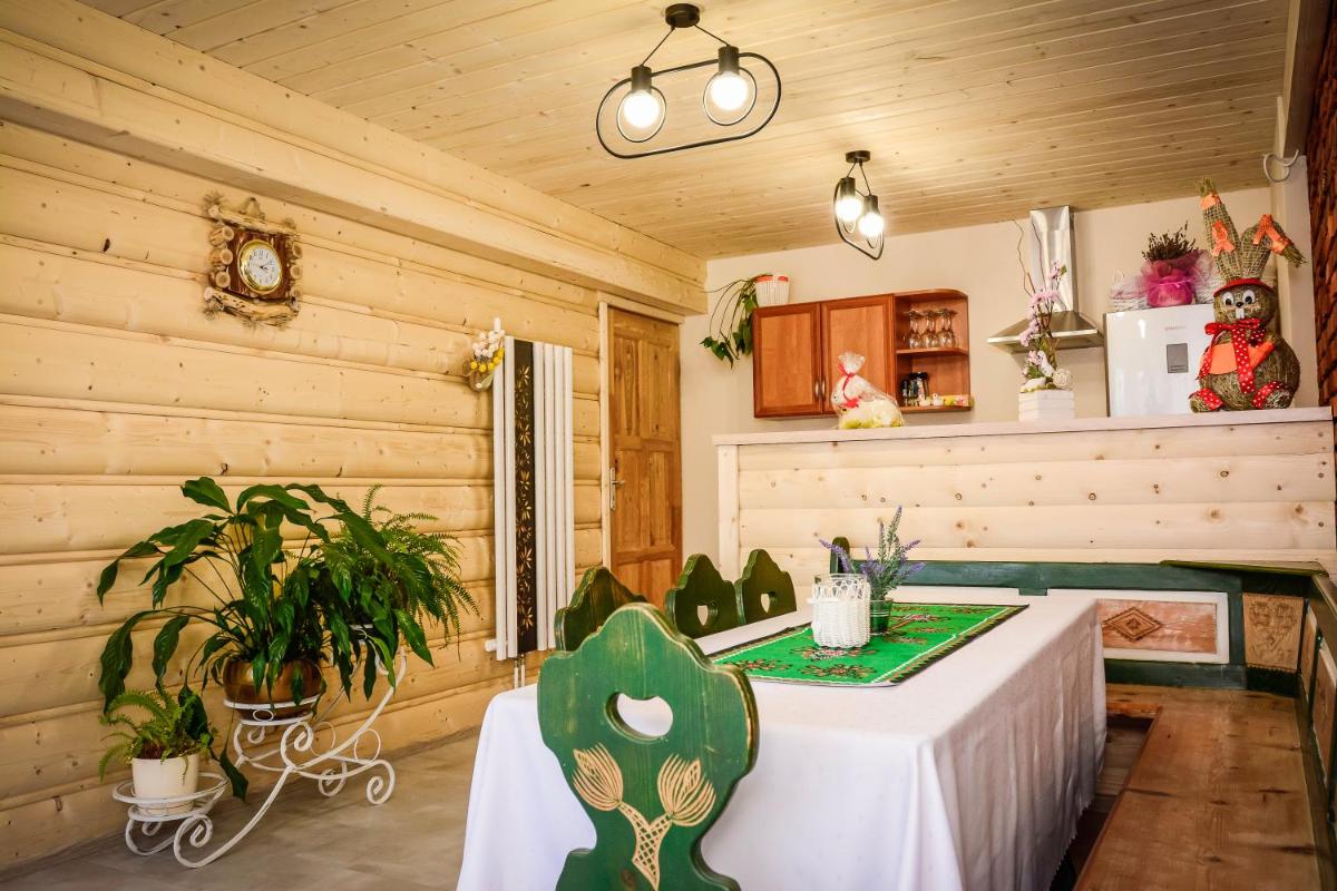 Domek Koniec Świata - Housity