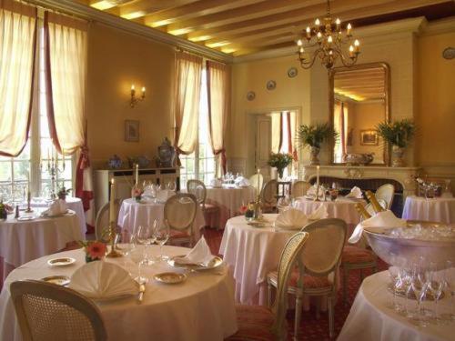 Restaurant ou autre lieu de restauration dans l'établissement Château de Beaulieu et Magnolia Spa, The Originals Relais