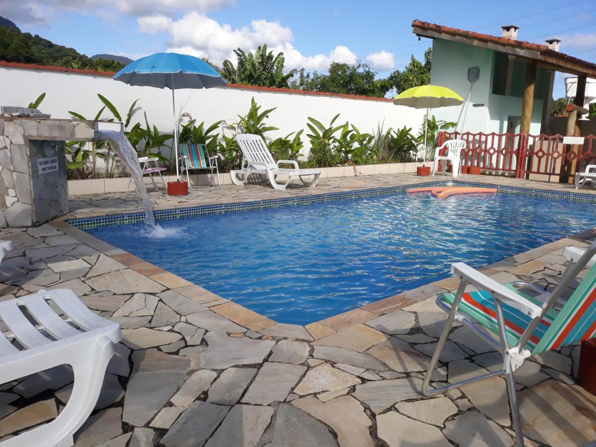 Estúdio em maresias com ar condicionado e piscina - Housity