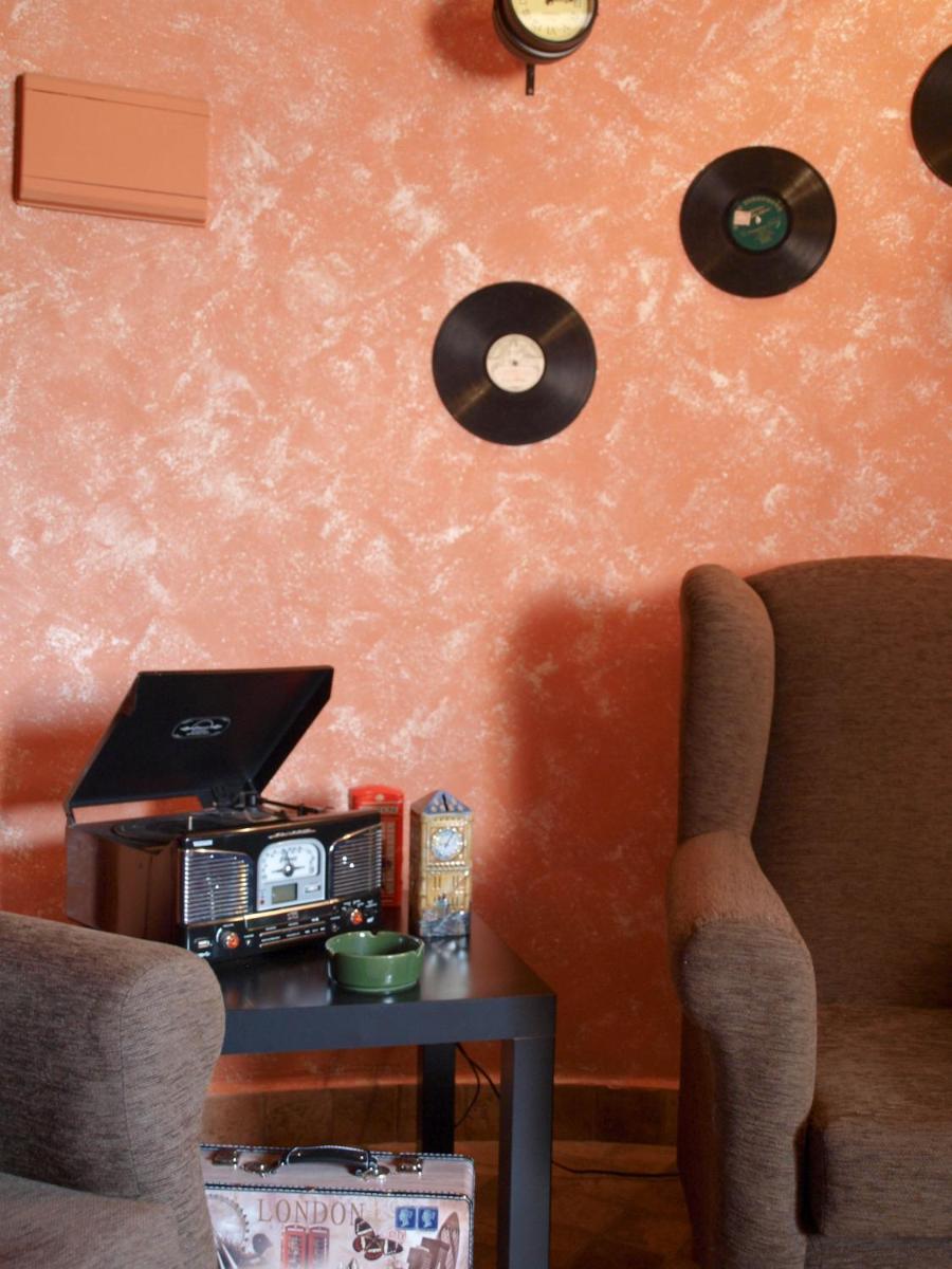 Zona de estar de Hotel "Posada de Cantabria EL SOLAR" -Cenas típicas y Gintonic- Bar -Terraza panorámica