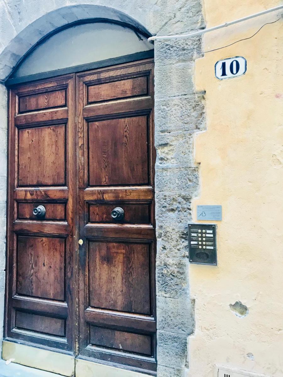 Leonardo's Signoria Flat by FlorenceHospitality - Housity
