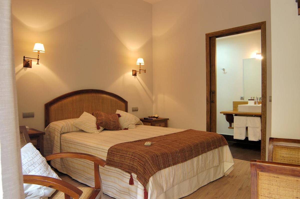 Casa Rural La Botica - Housity