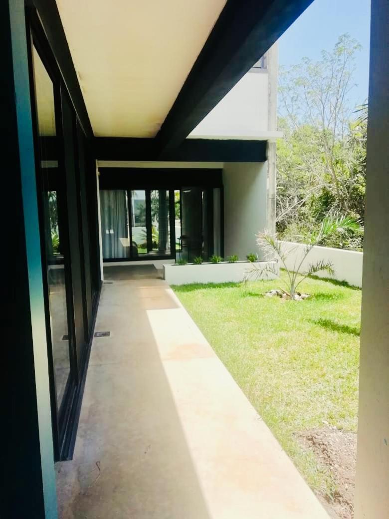 VACATION Full house with Private Pool, 3 Bedroom - Housity