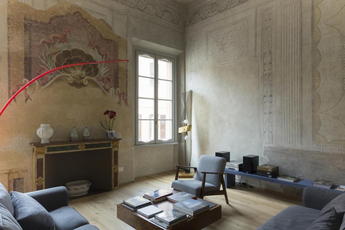 Suitetrails - Appartamento affrescato 180mq in palazzo del 600 a Mantova