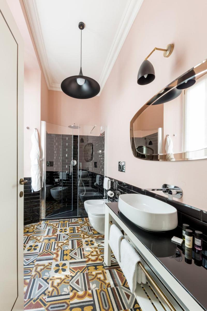 Parisii Luxury Relais Rome - Hizvo