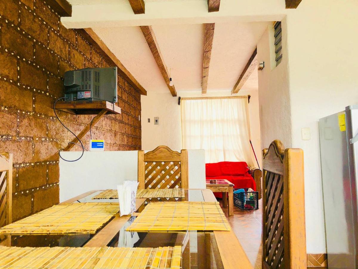 Comfy 4 Bedroom Town House Garden & Market Area - Housity
