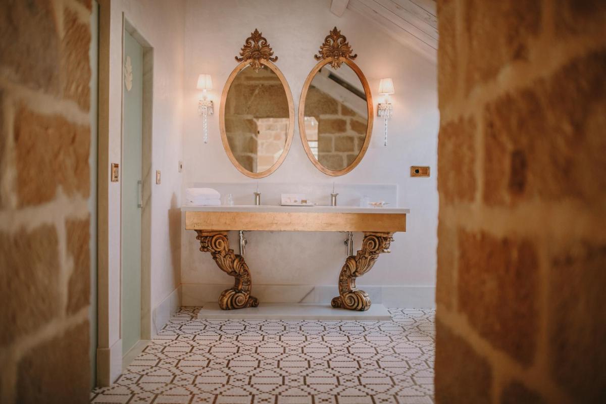 Un baño de Hotel Palacio De Úbeda 5 G.L