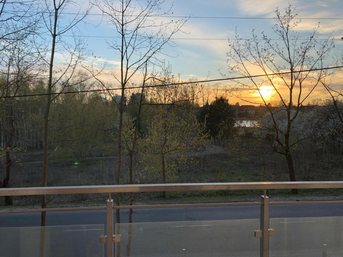 Apartament nad jeziorem - Housity