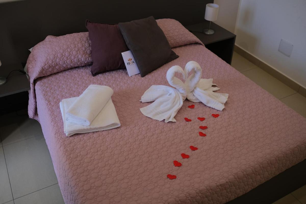 Hoa Suites - Housity